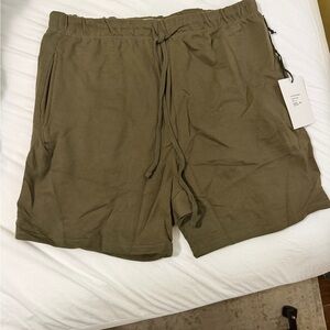 Olive Green Men's Shorts XL (Blind Trust)